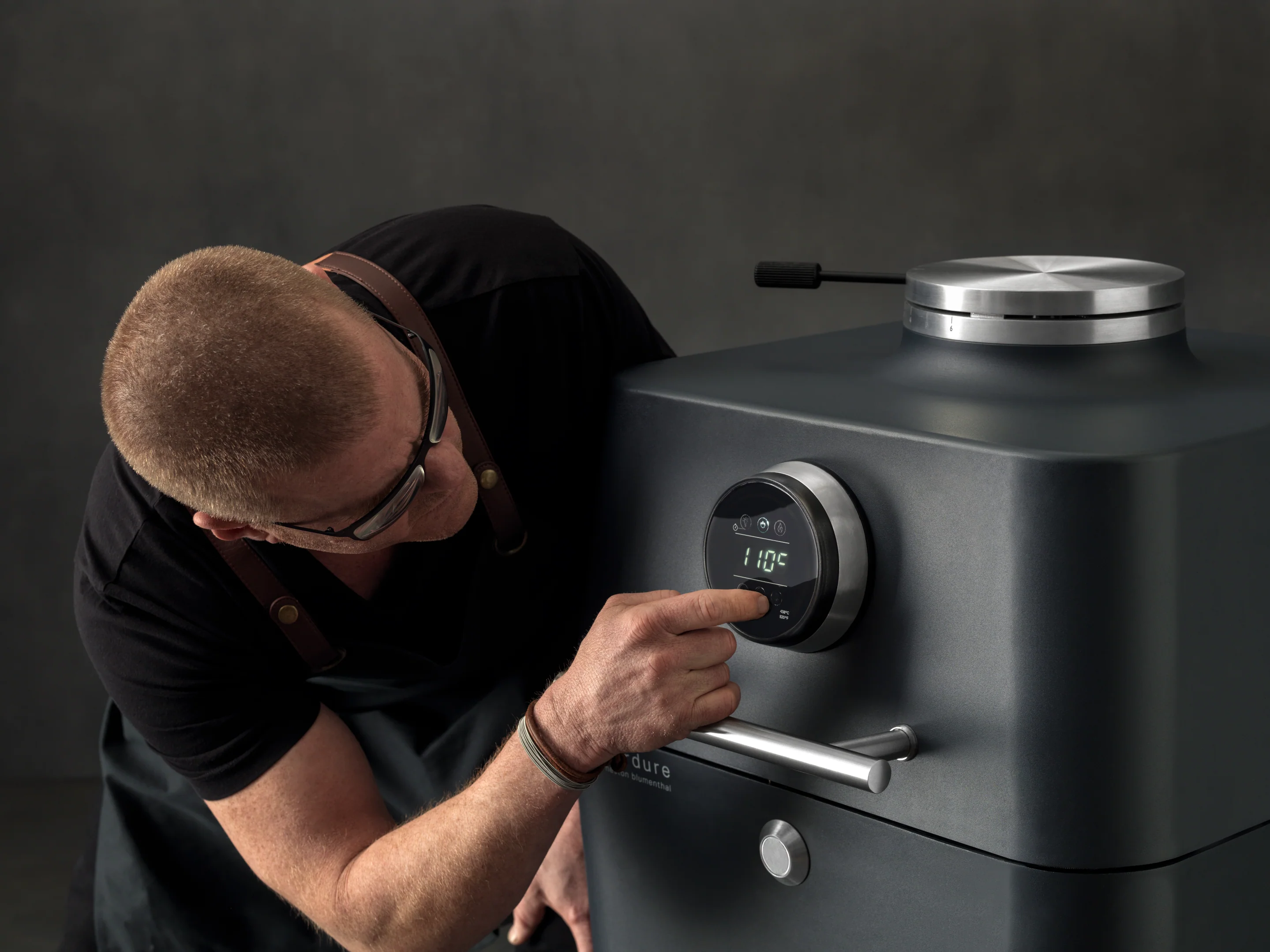 Barbecue a Carbone Everdure 4K - Image 15