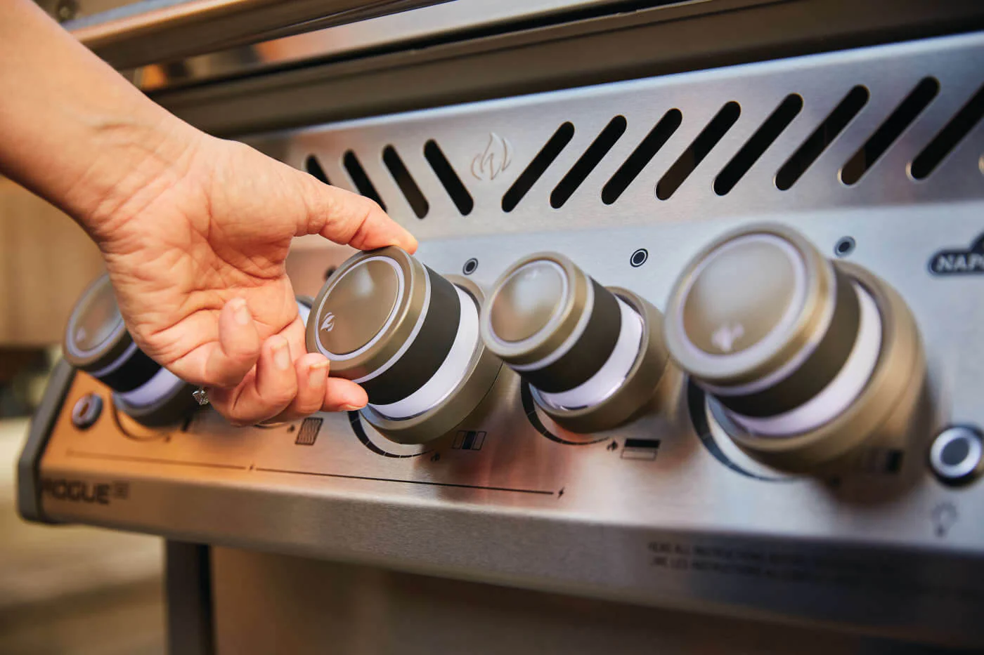 Napoleon Rogue RSE 425 RSIB - Barbecue a Gas - Image 6